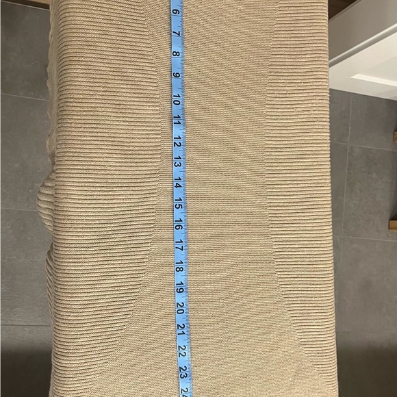 🍂 PICADILLY Canadian Brand Beige Round Neck Sweater with Dolman Sleeves - Picture 9 of 10